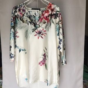 Zara Basic flower print tunic Size S